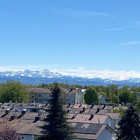 Penthouse Apartment Mit Alpenblick Фридрихсхафен Екстериор снимка