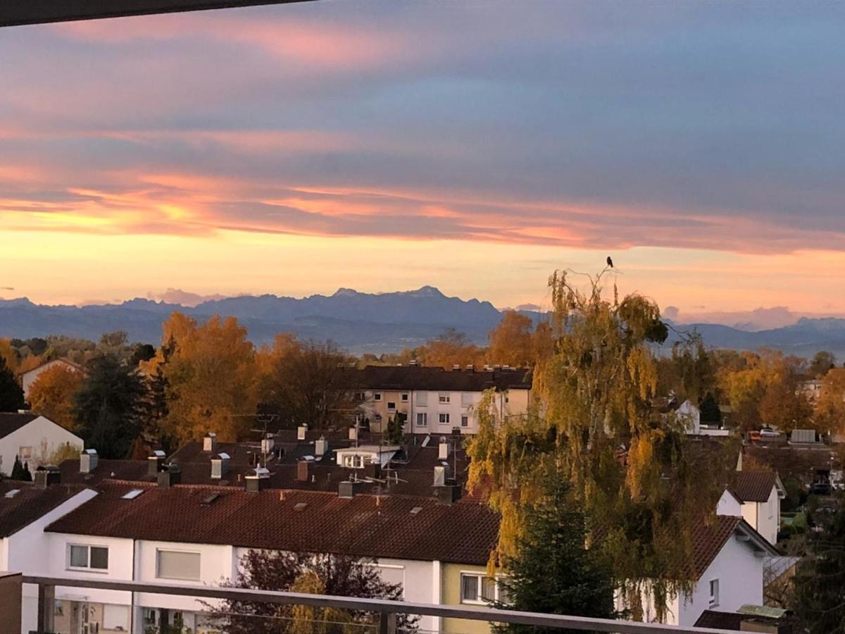 Penthouse Apartment Mit Alpenblick Фридрихсхафен Екстериор снимка